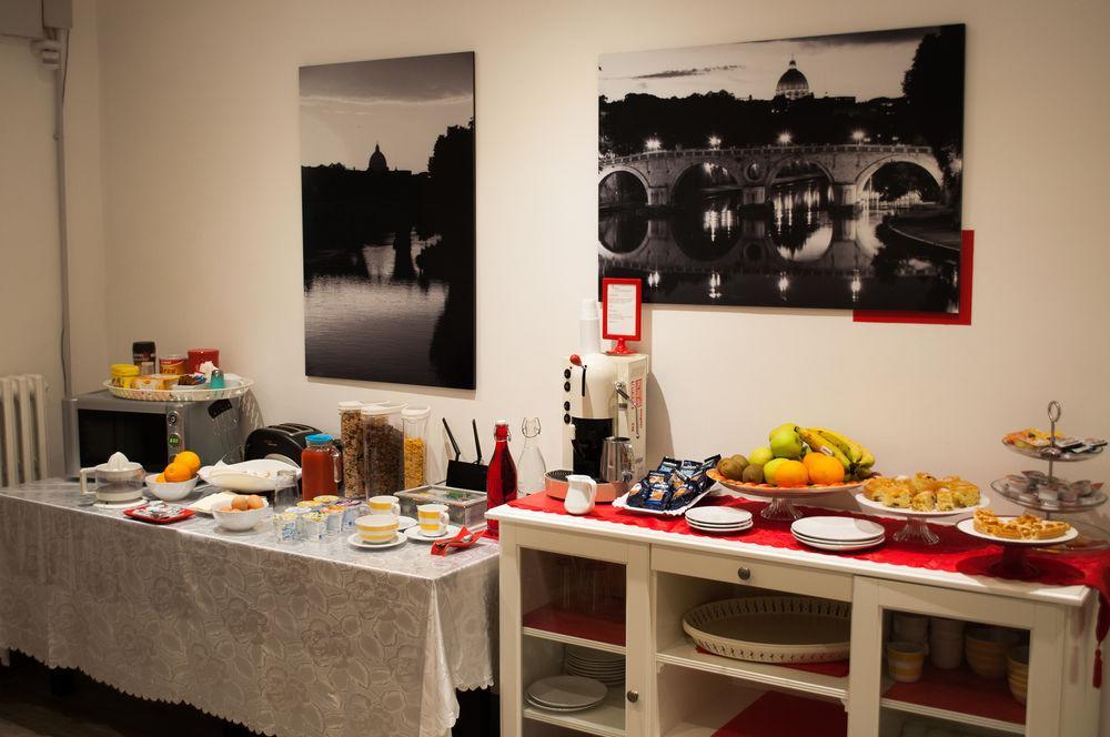 Relais Cola Di Rienzo Bed & Breakfast Rome Bagian luar foto