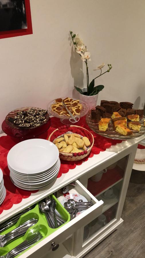 Relais Cola Di Rienzo Bed & Breakfast Rome Bagian luar foto