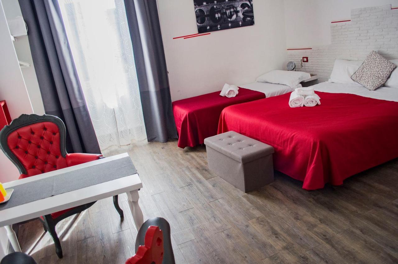 Relais Cola Di Rienzo Bed & Breakfast Rome Bagian luar foto