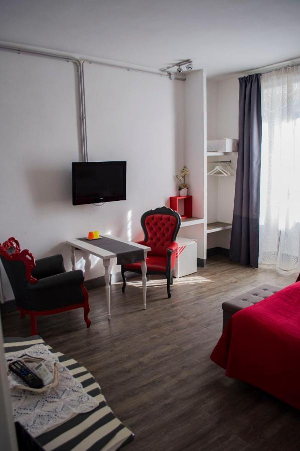 Relais Cola Di Rienzo Bed & Breakfast Rome Bagian luar foto