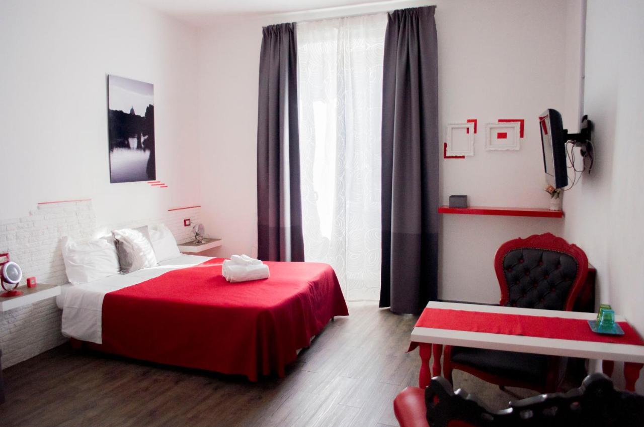 Relais Cola Di Rienzo Bed & Breakfast Rome Bagian luar foto