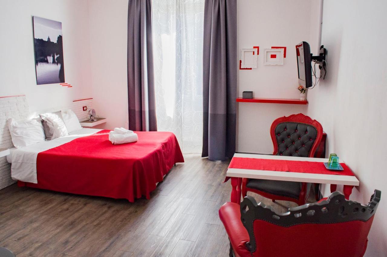 Relais Cola Di Rienzo Bed & Breakfast Rome Bagian luar foto